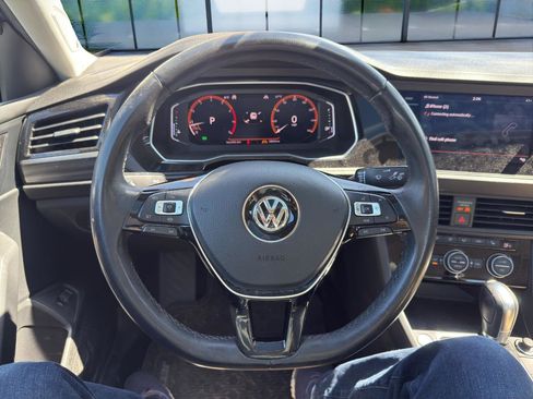 Used 2019 Volkswagen Jetta SEL image 10