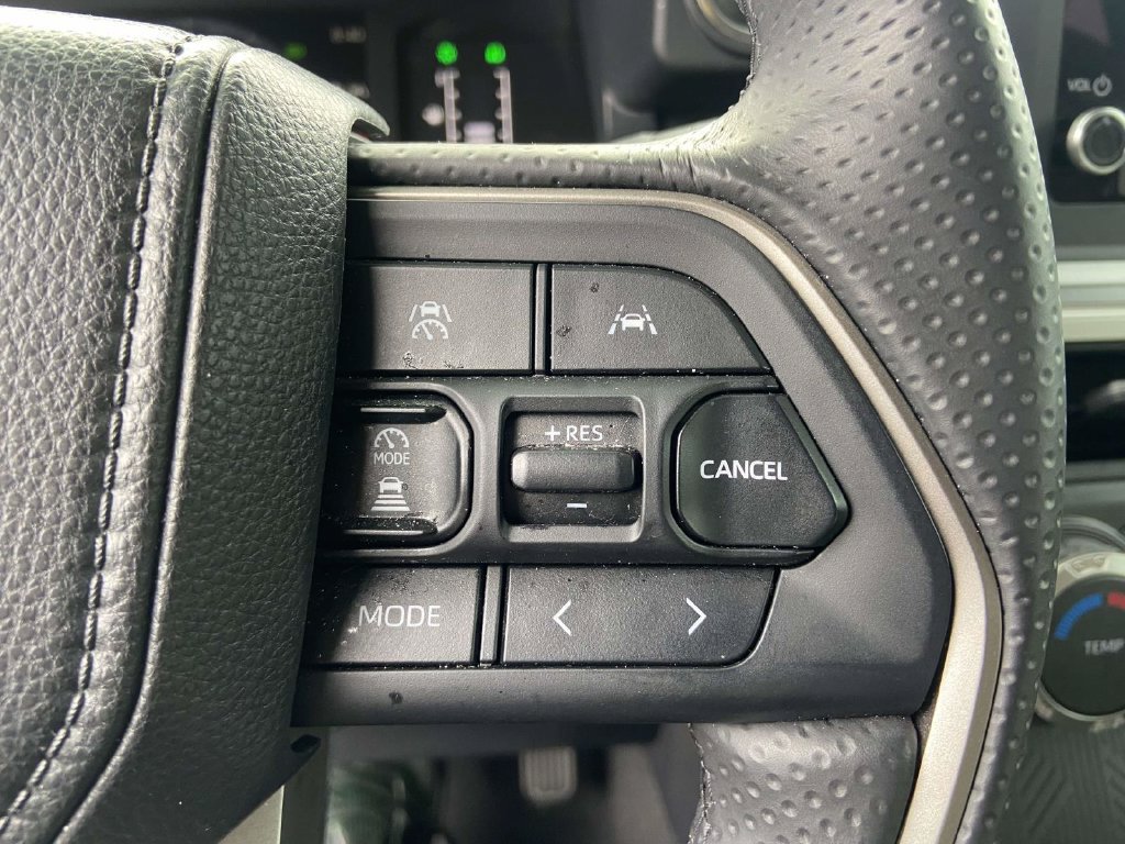 Used 2025 Toyota 4Runner SR5 RWD image 32