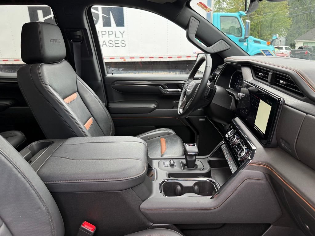 Used 2024 GMC Sierra 1500 AT4 w/ AT4 Preferred Package AWD/4WD image 48