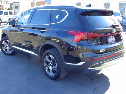 Used 2023 Hyundai Santa Fe SEL w/ Premium Package image 4