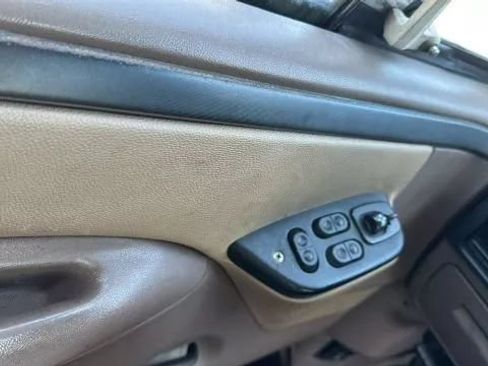 Used 1993 Ford Bronco AWD/4WD image 27