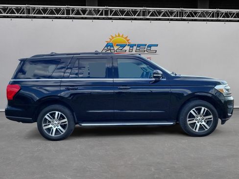 Used 2023 Ford Expedition XLT RWD image 4