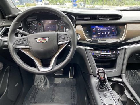 Used 2022 Cadillac XT6 Sport w/ Platinum Package AWD/4WD image 10