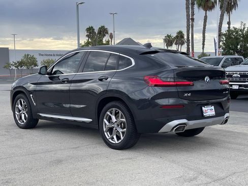 Used 2022 BMW X4 xDrive30i AWD/4WD image 4