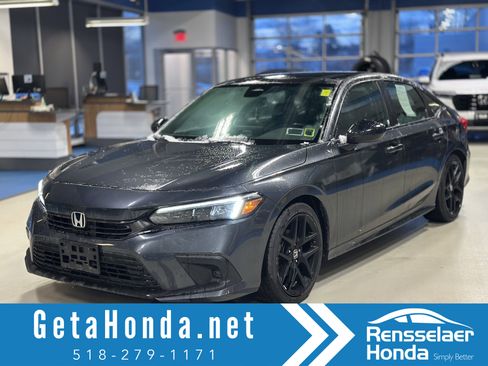Used 2024 Honda Civic Sport image 1