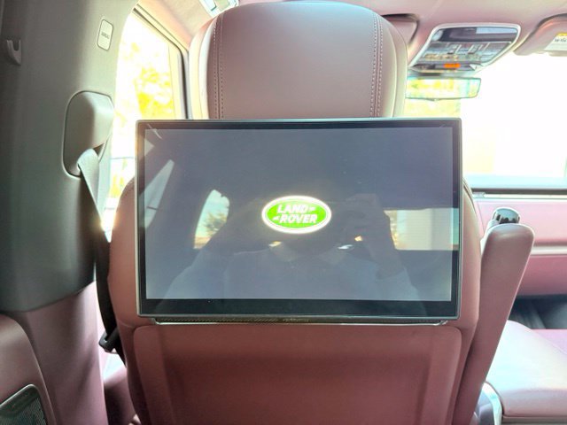Certified 2024 Land Rover Range Rover Autobiography AWD/4WD image 33