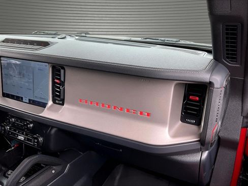 Used 2024 Ford Bronco Raptor AWD/4WD image 25