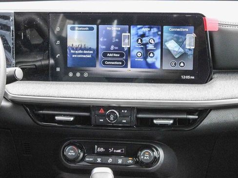 New 2026 Nissan Kicks SV image 14