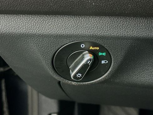 Used 2024 Volkswagen Jetta S image 17