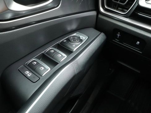 New 2025 Kia Sorento S FWD image 12