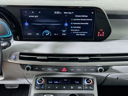 Used 2025 Hyundai Palisade SEL FWD image 24
