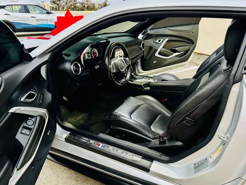 Used 2016 Chevrolet Camaro SS image 32