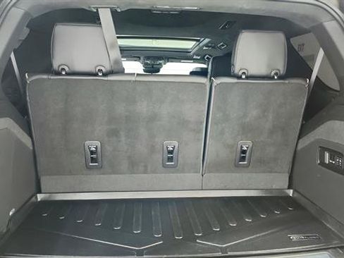 Used 2023 Cadillac Escalade V AWD/4WD image 13