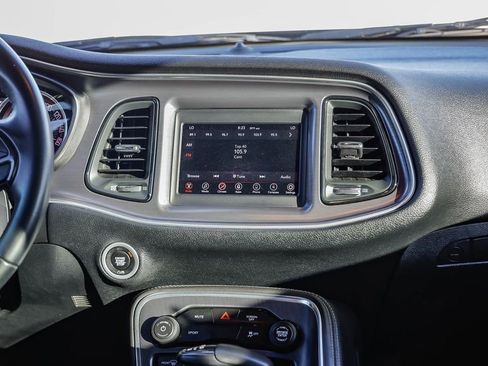 Used 2018 Dodge Challenger SXT image 14