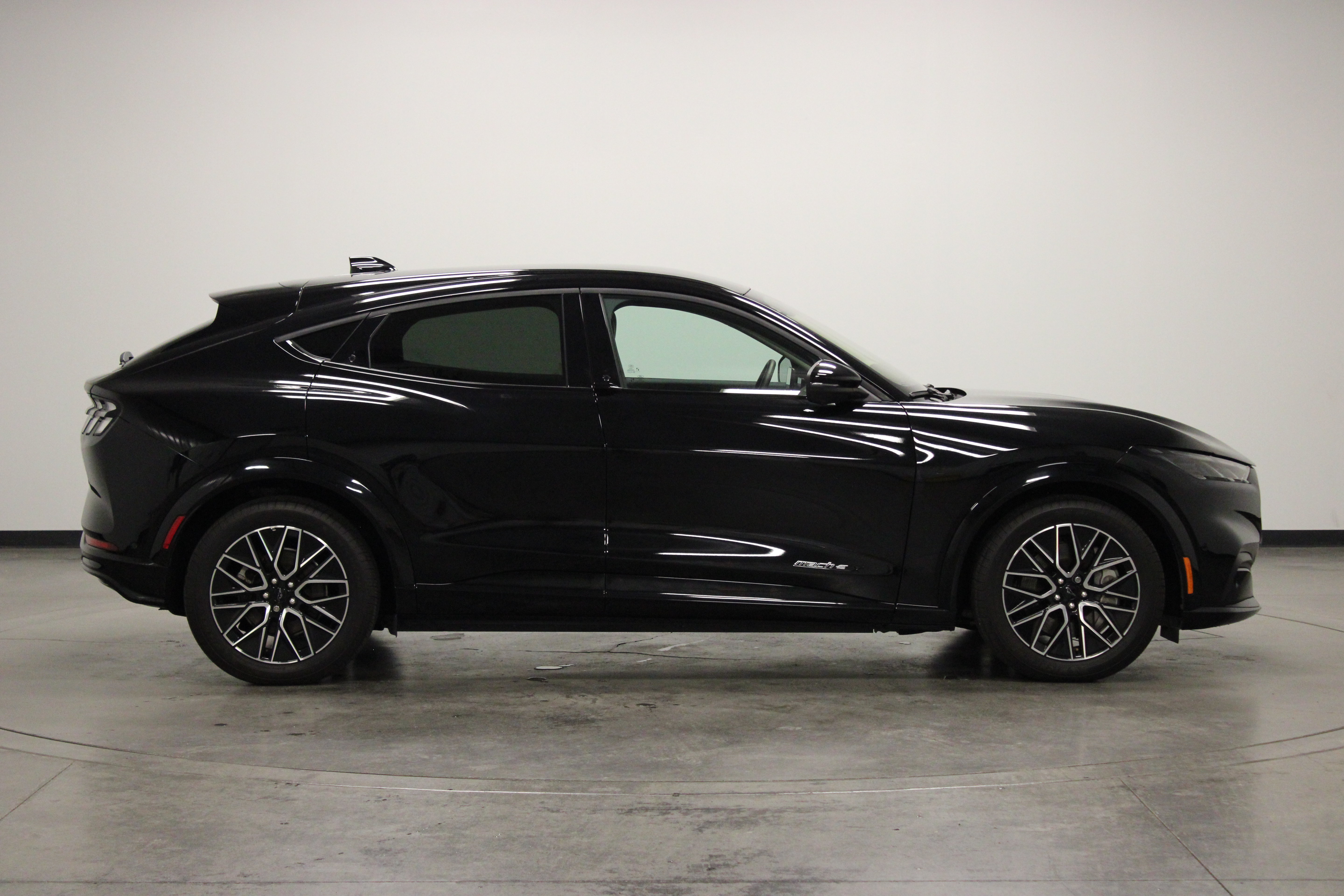 Used 2024 Ford Mustang Mach-E Premium RWD image 9