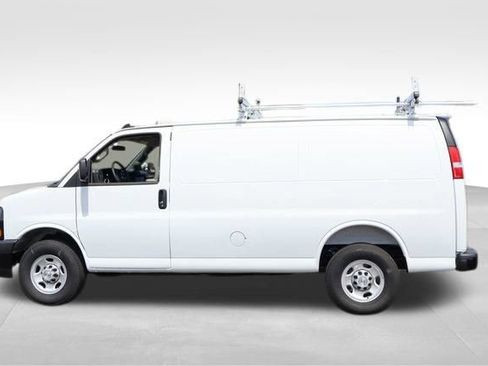 New 2025 Chevrolet Express 2500 w/ Communications Package RWD image 6