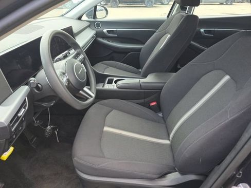 Used 2025 Hyundai Sonata SEL FWD image 6