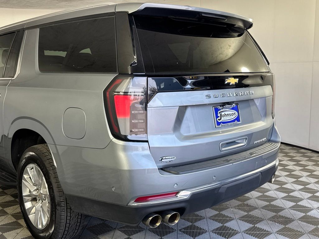 Certified 2025 Chevrolet Suburban Premier AWD/4WD image 47