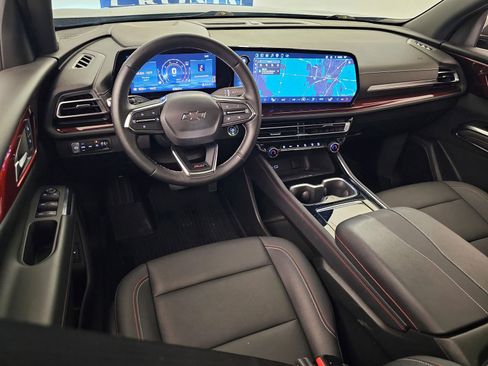 Used 2025 Chevrolet Traverse Z71 w/ Driver Confidence Package image 15