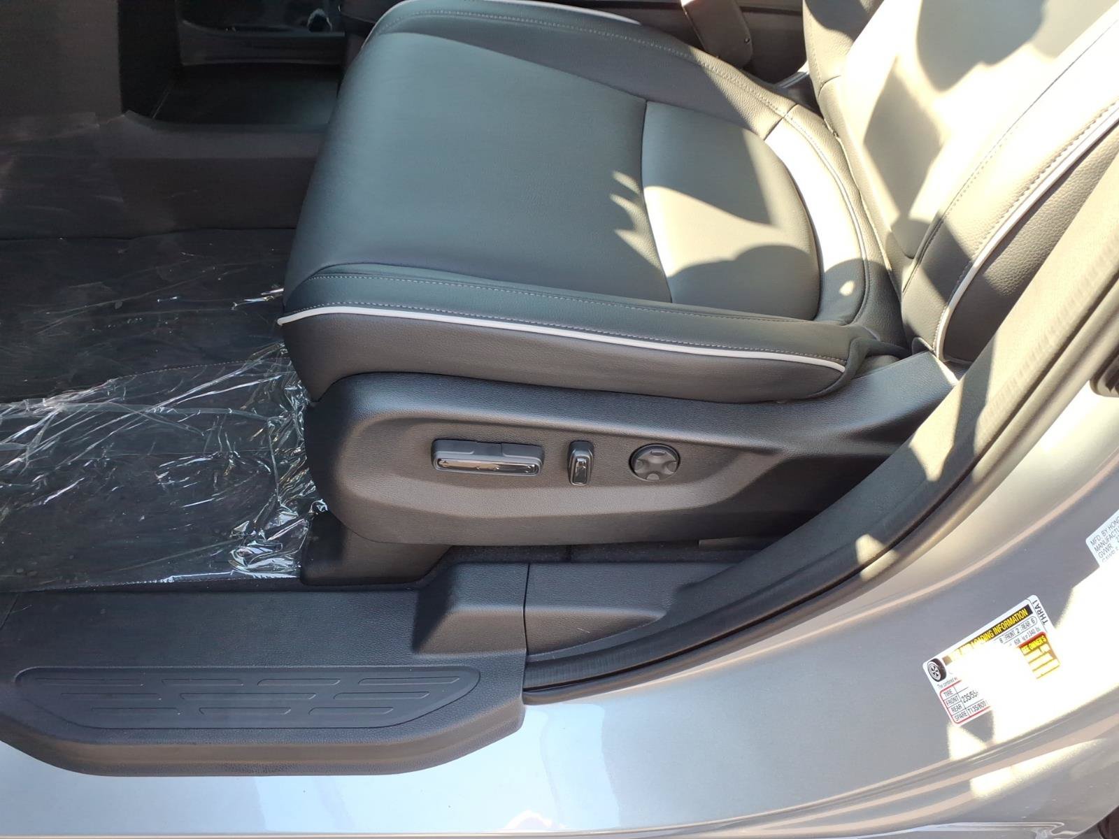 New 2027 Honda Odyssey Touring image 8