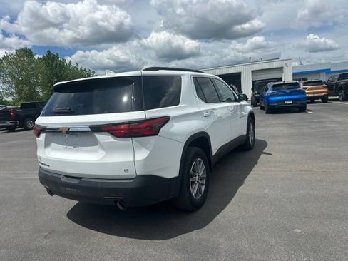 Used 2023 Chevrolet Traverse LT w/ LPO, Floor Liner Package AWD/4WD image 10