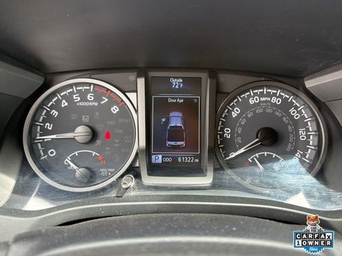 Certified 2022 Toyota Tacoma TRD Off-Road AWD/4WD image 16