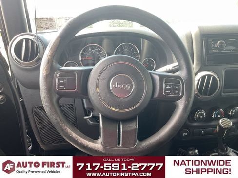 Used 2015 Jeep Wrangler Sport AWD/4WD image 13