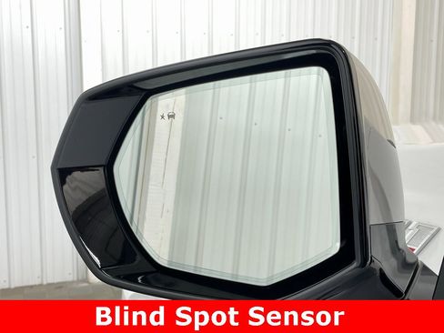 Certified 2024 Chevrolet Suburban Z71 w/ Luxury Package image 42