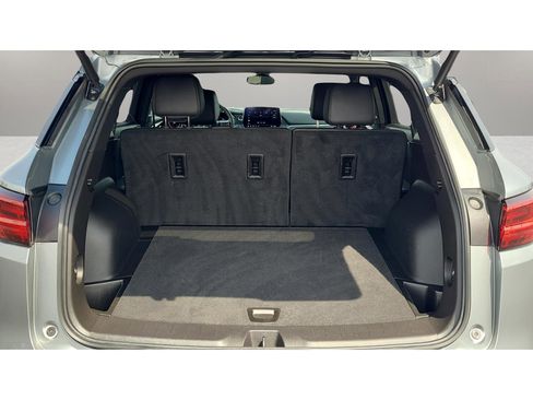 Used 2025 Chevrolet Blazer RS FWD image 25