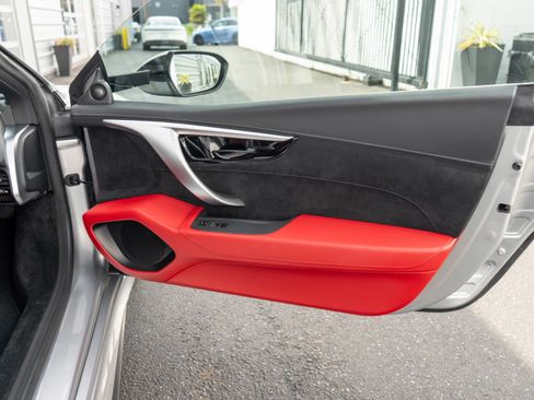 Used 2018 Acura NSX AWD/4WD image 23
