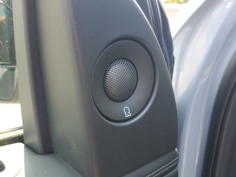 New 2027 Lincoln Navigator Reserve w/ Jet Appearance Package AWD/4WD image 8