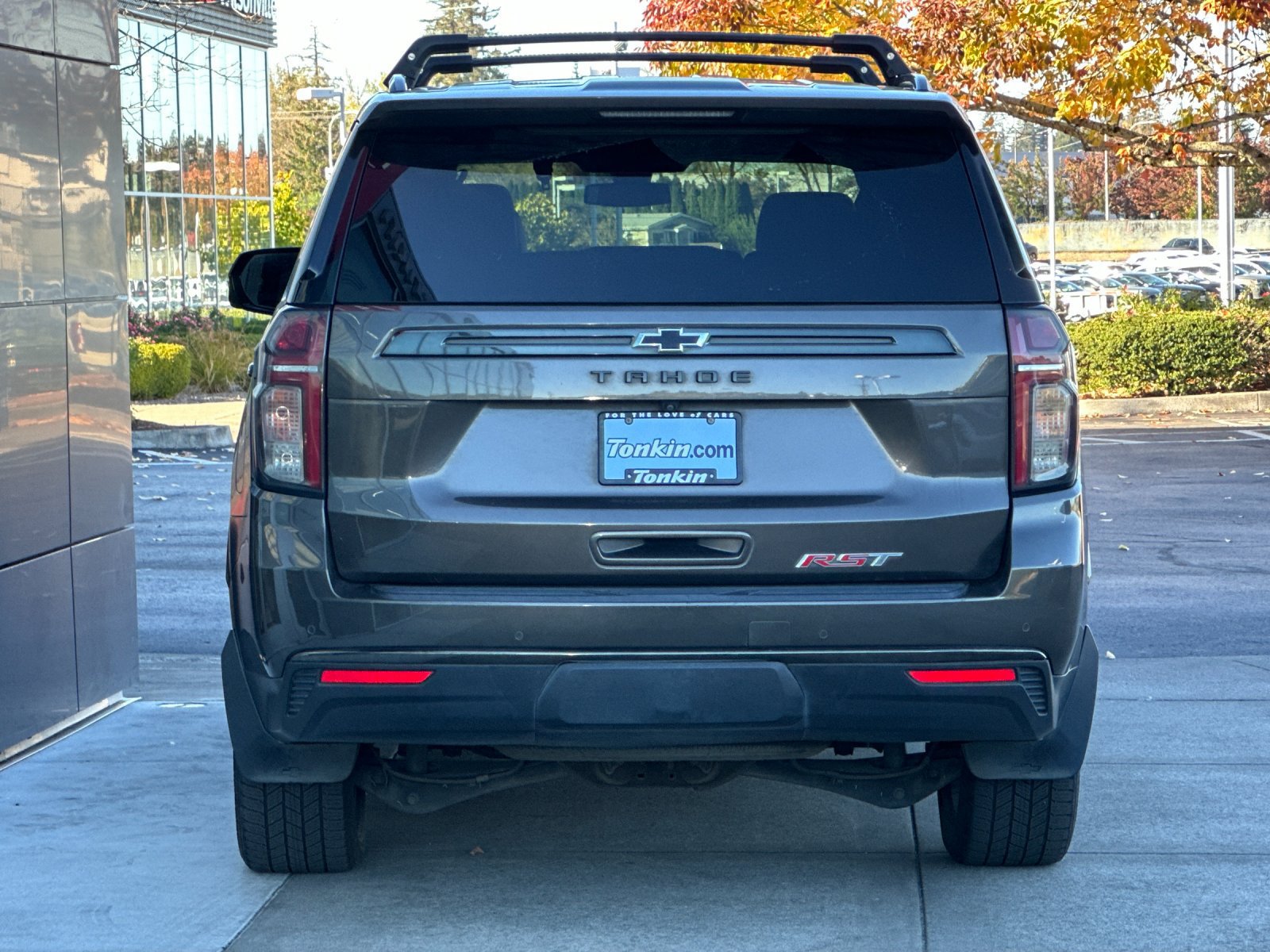 Used 2021 Chevrolet Tahoe RST w/ Luxury Package AWD/4WD image 5