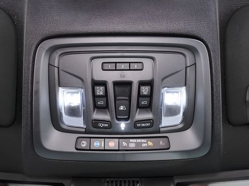 Used 2025 Chevrolet Silverado 2500 ZR2 w/ ZR2 Bison Edition AWD/4WD image 18
