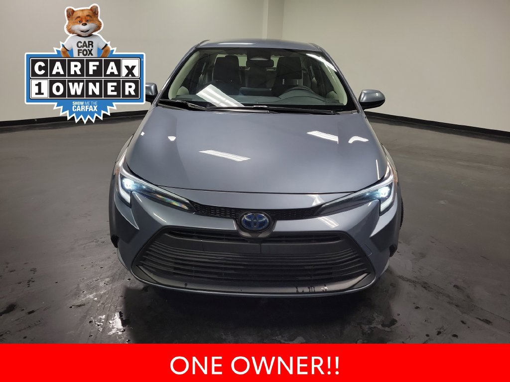 Used 2024 Toyota Corolla LE FWD image 3