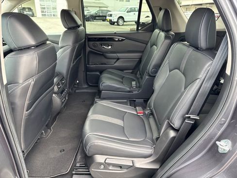 Used 2023 Honda Pilot EX-L image 19