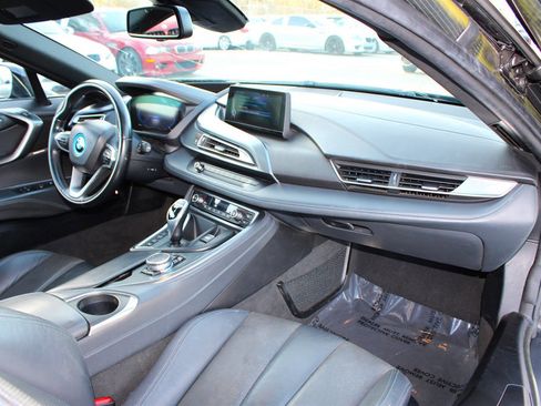 Used 2015 BMW i8 image 18