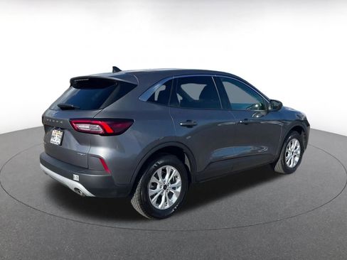 Used 2023 Ford Escape Active image 15