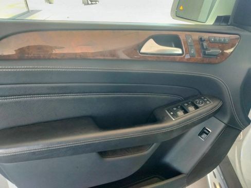 Used 2013 Mercedes-Benz ML 550 4MATIC image 8