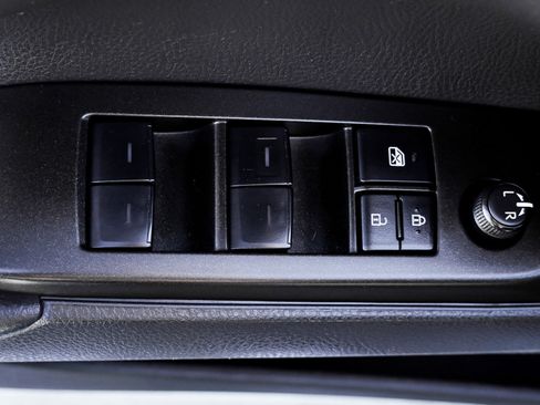 Used 2022 Toyota Camry TRD FWD image 19