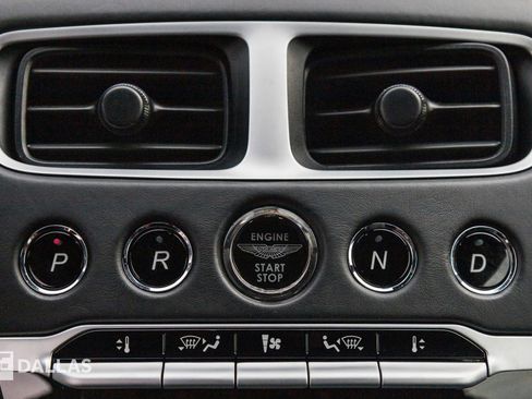 Used 2018 Aston Martin DB11 V12 image 26