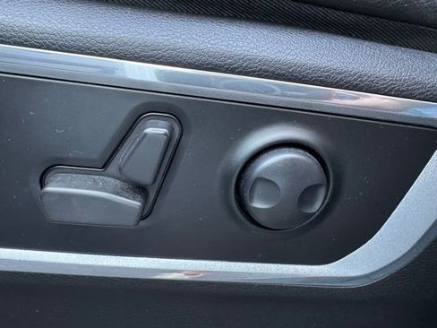 Used 2022 RAM 1500 Laramie image 34