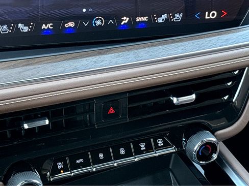New 2026 Chevrolet Suburban High Country RWD image 6