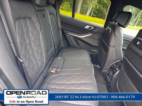 Used 2024 BMW X5 xDrive40i w/ Premium Package AWD/4WD image 18
