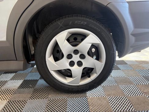 Used 2006 Pontiac Vibe image 26