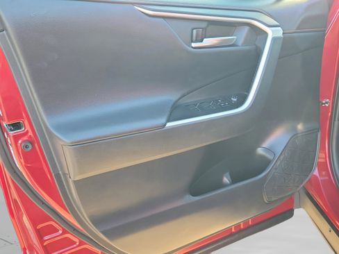 Used 2023 Toyota RAV4 Adventure image 32