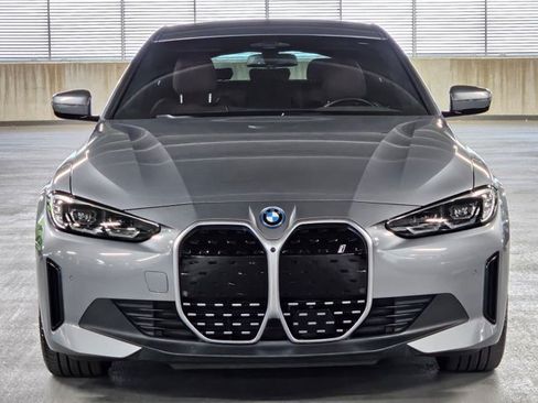 Certified 2023 BMW i4 eDrive35 RWD image 2
