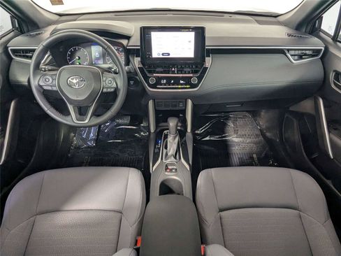 Used 2024 Toyota Corolla Cross AWD Hybrid image 37