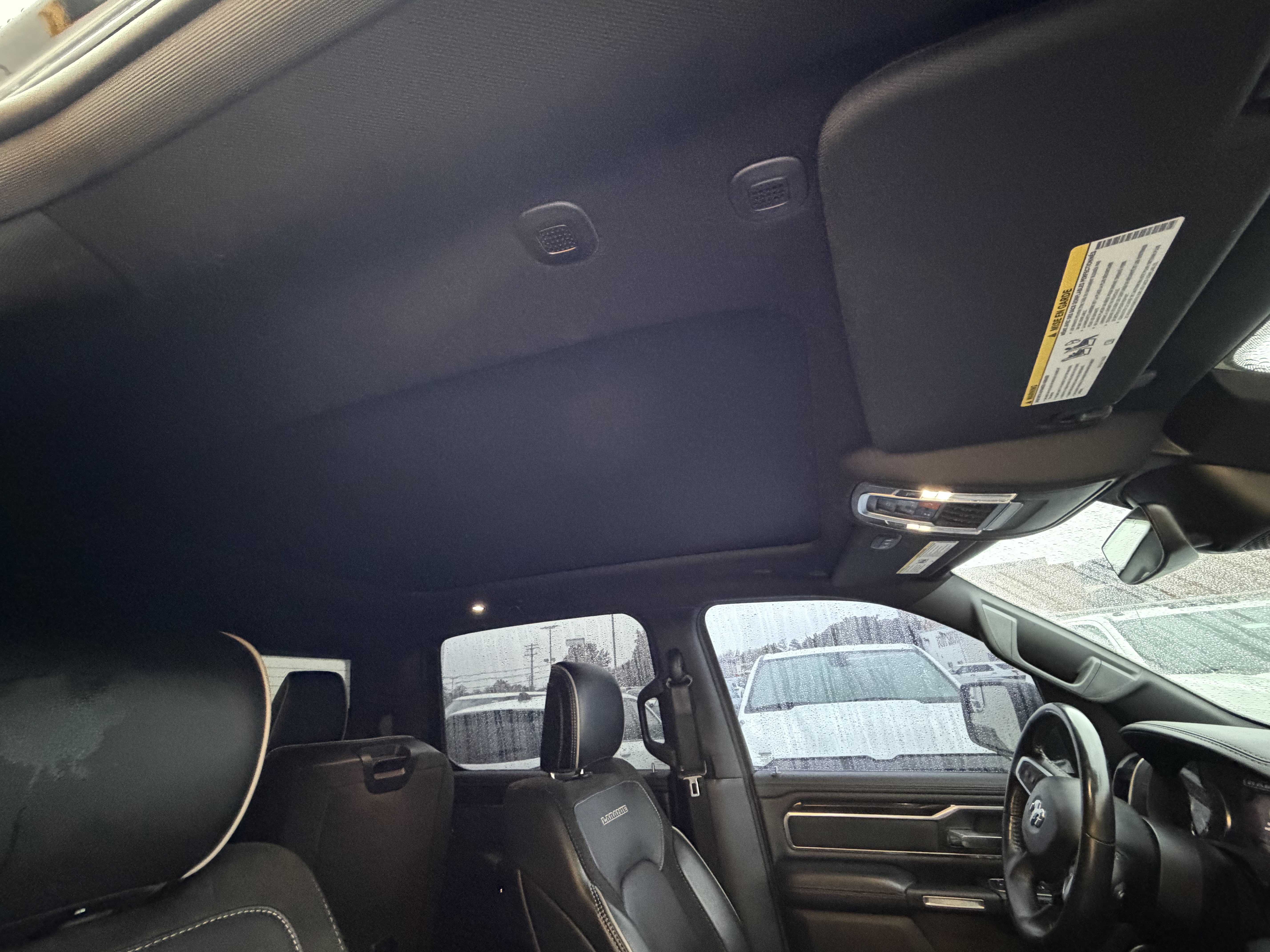 Used 2021 RAM 1500 Laramie AWD/4WD image 3
