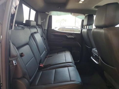 Used 2022 GMC Sierra 1500 SLT w/ SLT Premium Plus Package AWD/4WD image 10