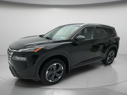 Used 2024 Nissan Rogue SV w/ SV Premium Package AWD/4WD image 8